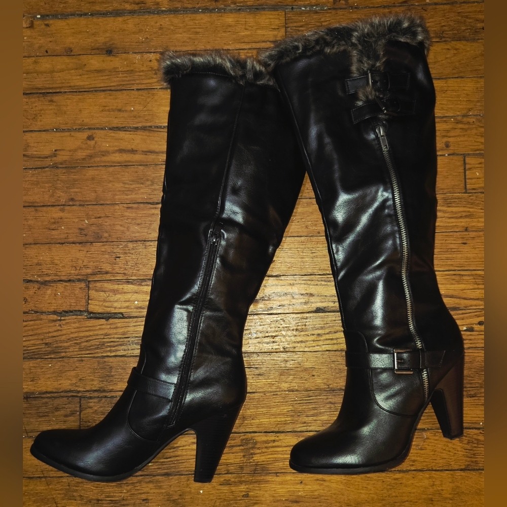 Shoe Dazzle Black Faux-Fur Trim High Heel Knee Boots. Like New
